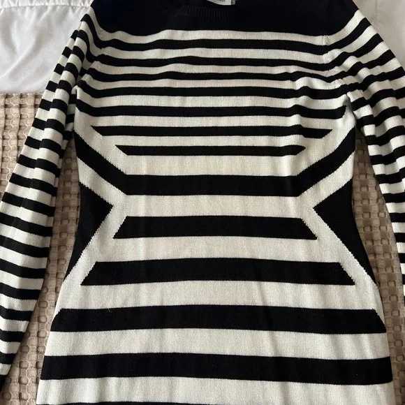 Calvin Klein Size Small Black & White Striped Sweater Dress - Picture 2 of 4